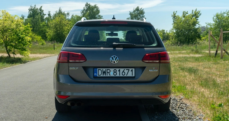 Volkswagen Golf cena 45000 przebieg: 142000, rok produkcji 2014 z Wrocław małe 56